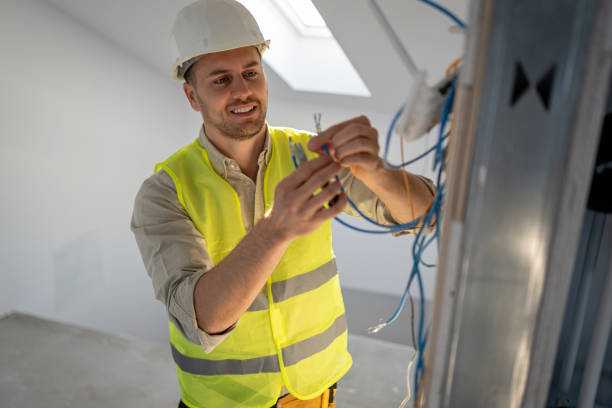 Best Local Electrician Companies  in Wauwatosa, WI